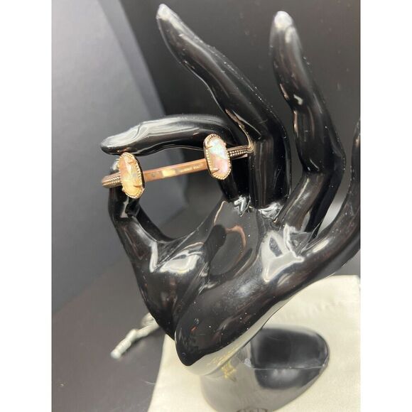 Kendra Scott Elton Moonstone Pinch Bracelet - Picture 7 of 7